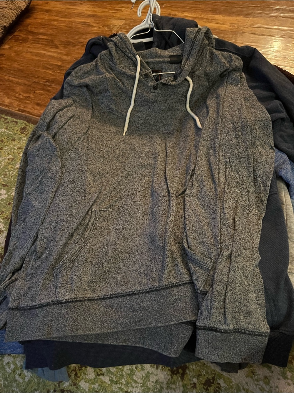 Men's Gray Hooded Pullover Sweatshirt